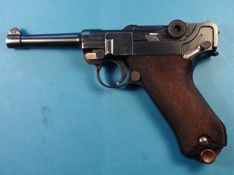 DWM 1915 # 6927f....excellent plus....matching including mag